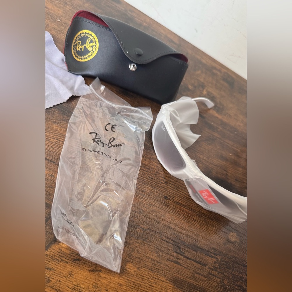 NWT-Ray-Ban White Sunglasses